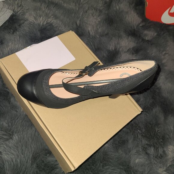 Journey Siri Mary Jane pumps - Picture 2 of 2